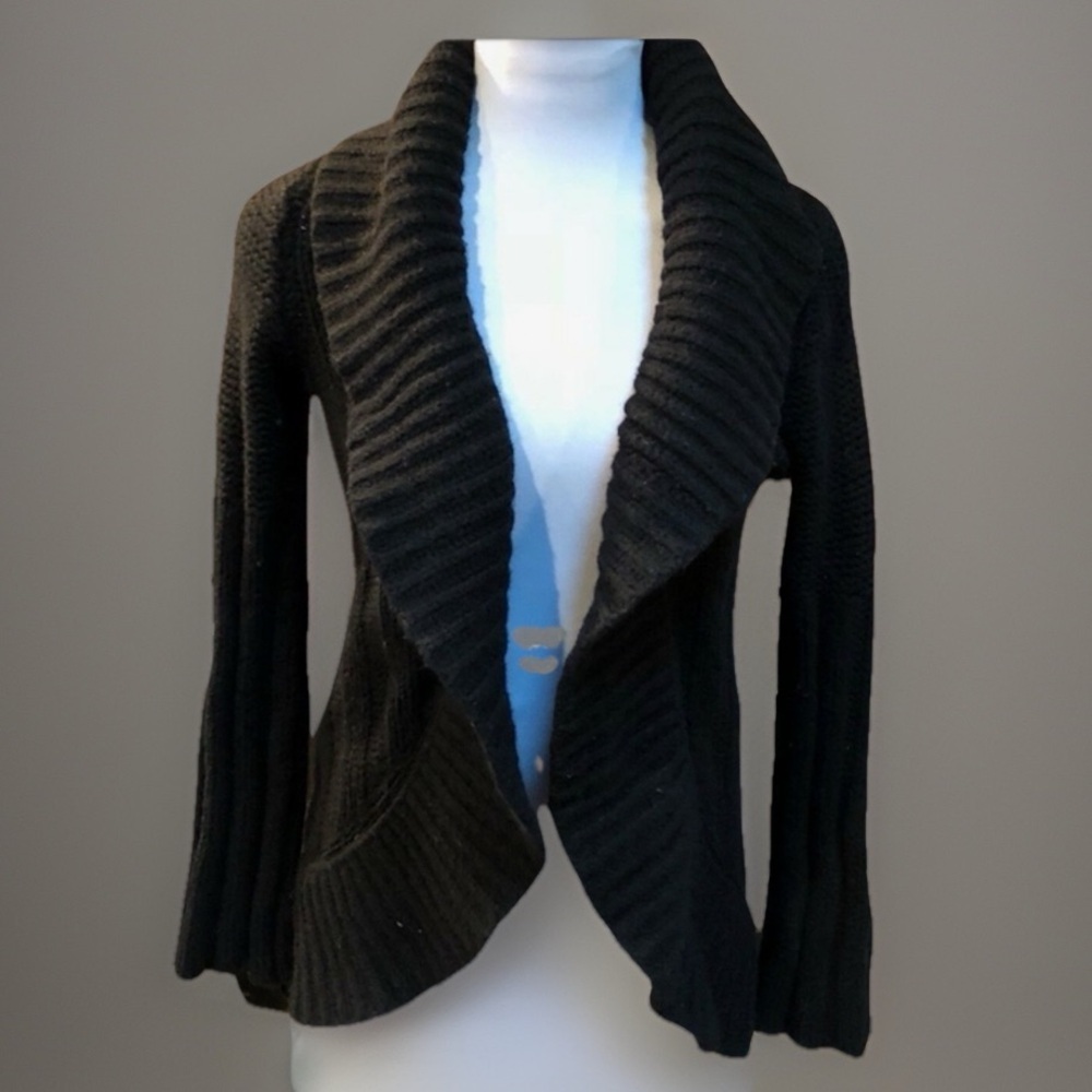 Open Draping Ruffle Black Sweater Jacket